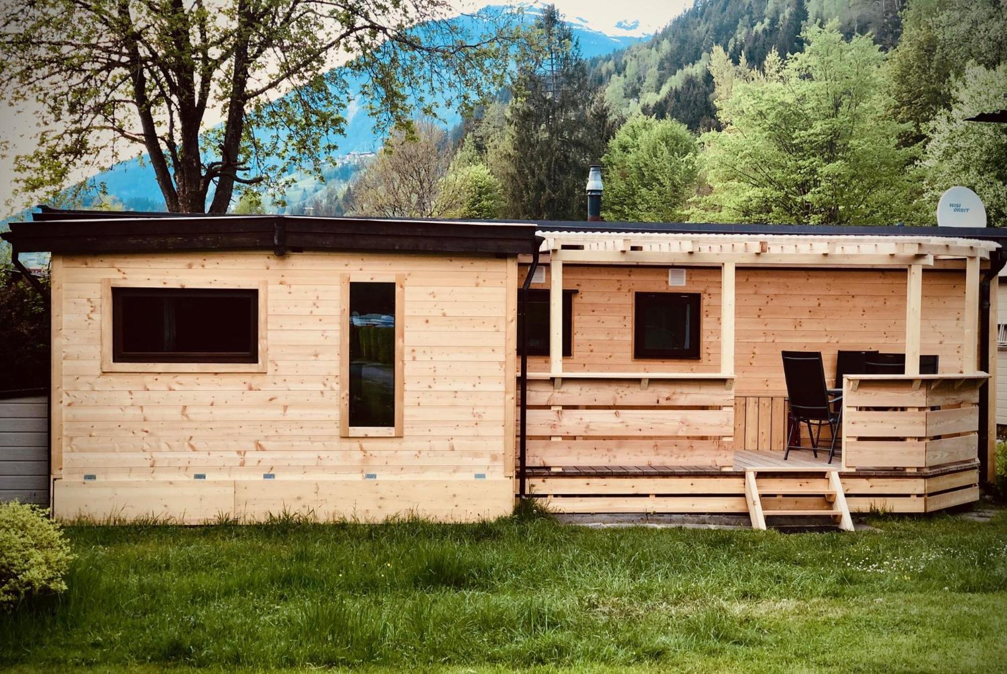 Mountainview Lodge - Chalet Im Zillertal Direkt Am 5 Sterne Campingplatz Aufenfeld Mit Hallenbad Und Sauna Aschau Im Zillertal Exterior foto