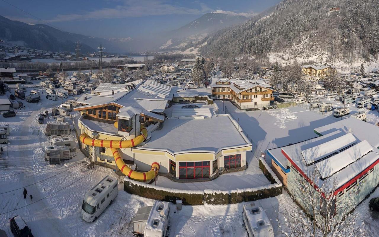 Mountainview Lodge - Chalet Im Zillertal Direkt Am 5 Sterne Campingplatz Aufenfeld Mit Hallenbad Und Sauna Aschau Im Zillertal Exterior foto